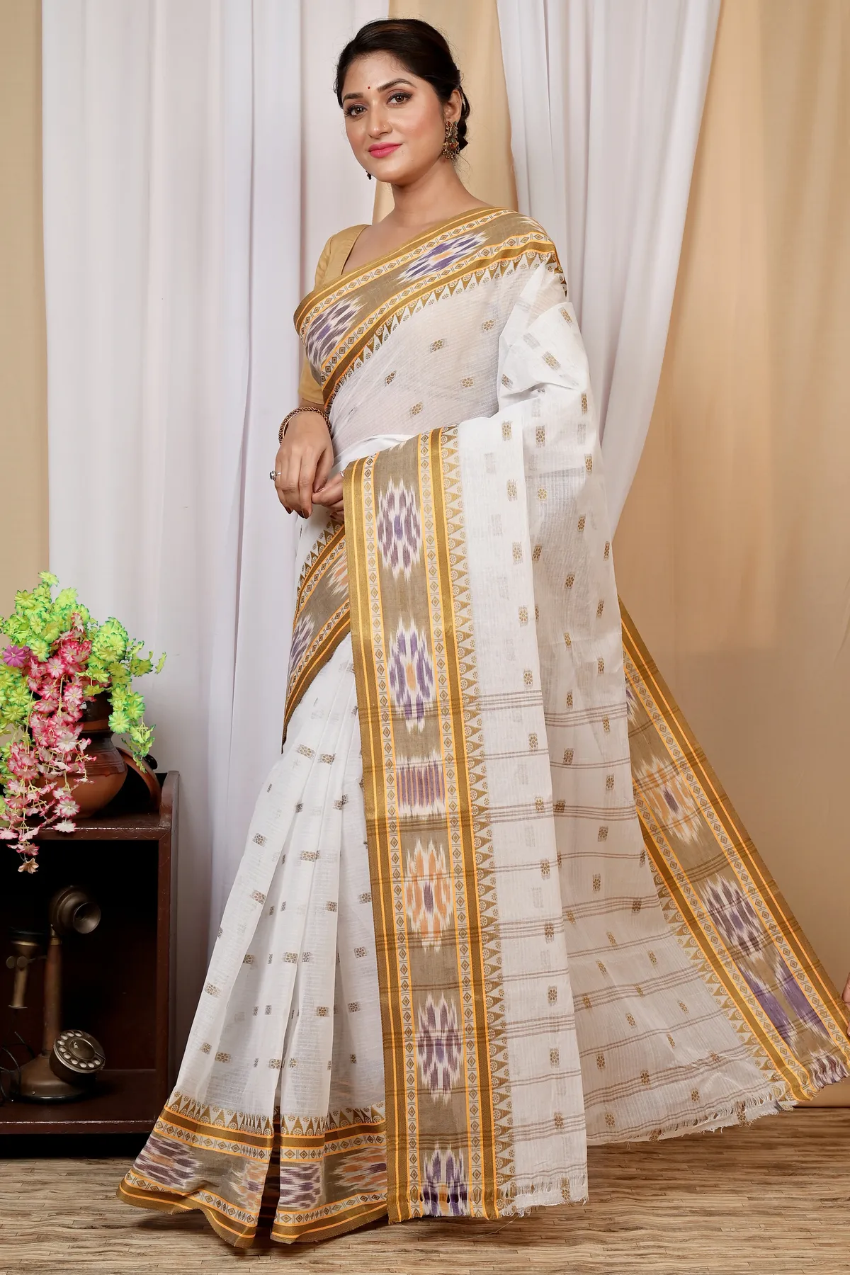 DipDiya Pure Cotton Yellow and White Hema Grace of Bengal Tant Sarees