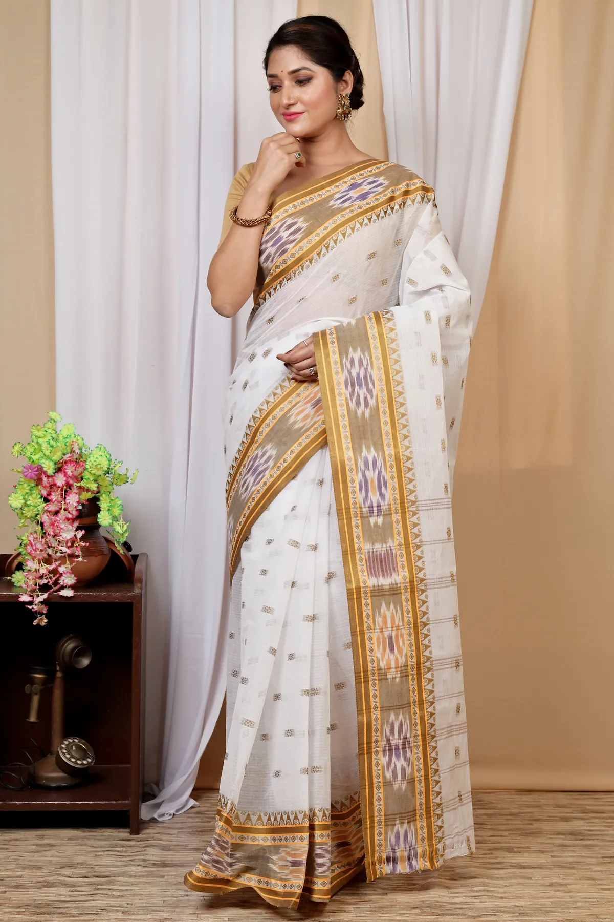 DipDiya Pure Cotton Yellow and White Hema Grace of Bengal Tant Sarees