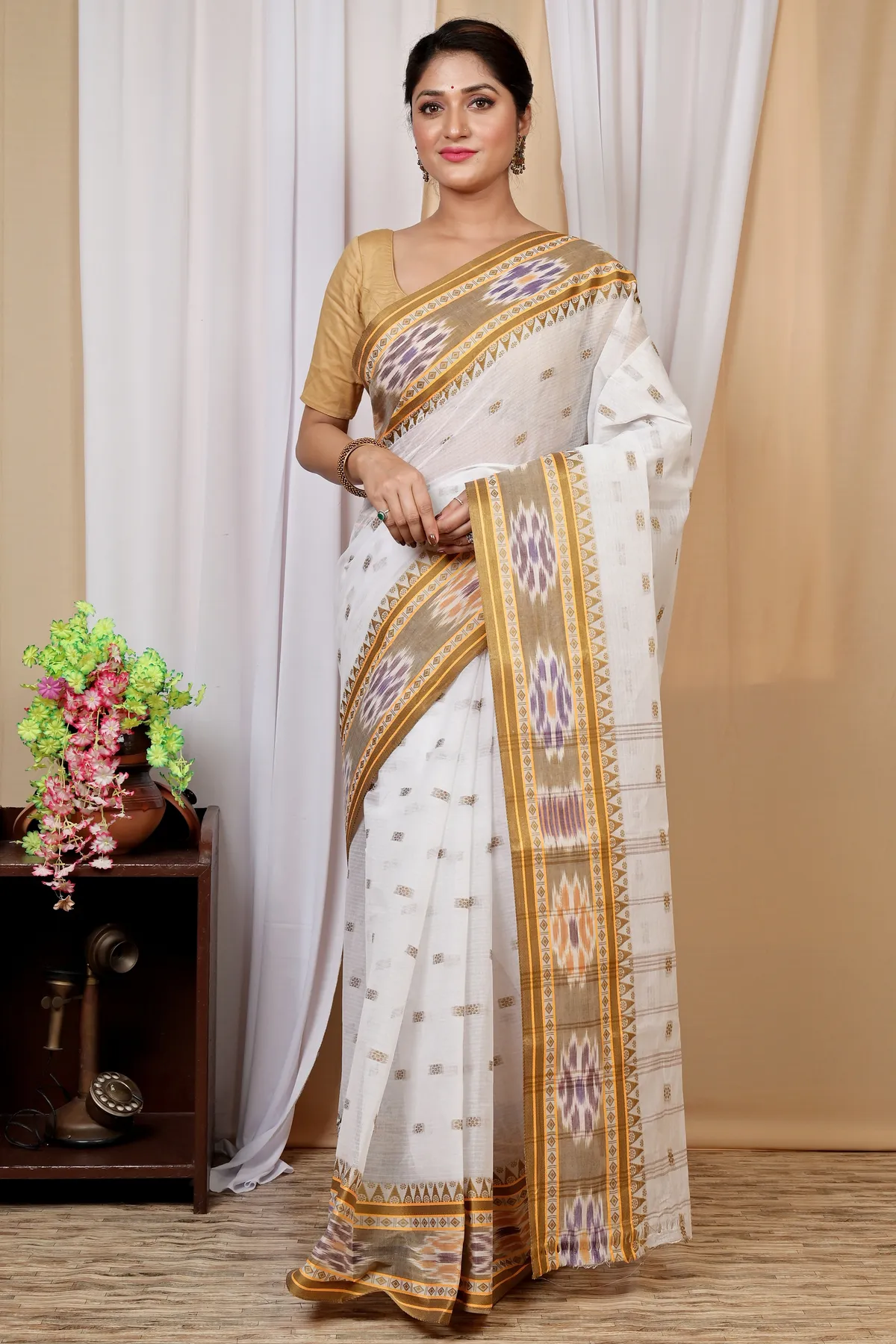 DipDiya Pure Cotton Yellow and White Hema Grace of Bengal Tant Sarees