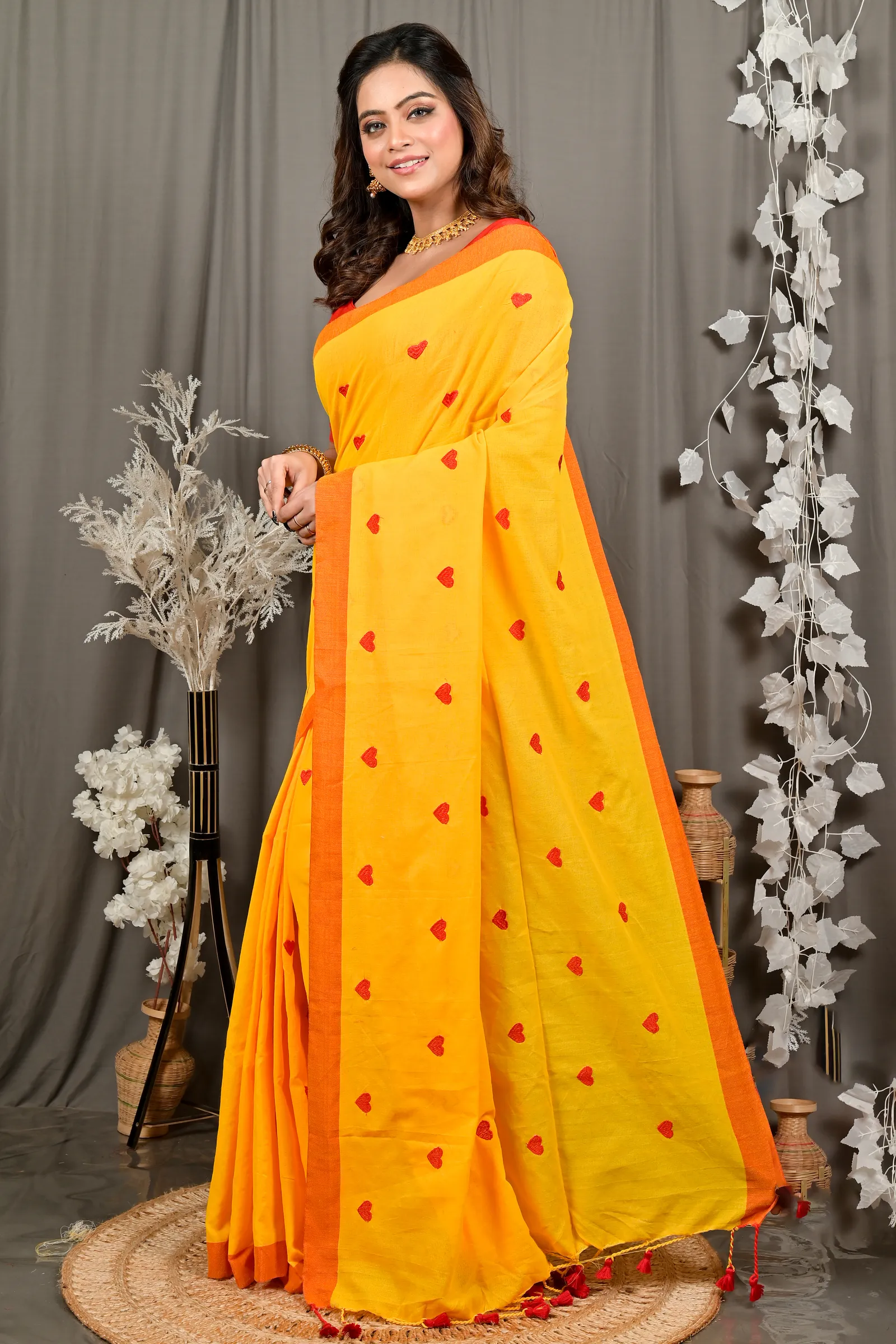 DipDiya Pure Cotton Yellow Dhrli Bengal in Every Thread Embroidery Handloom sarees
