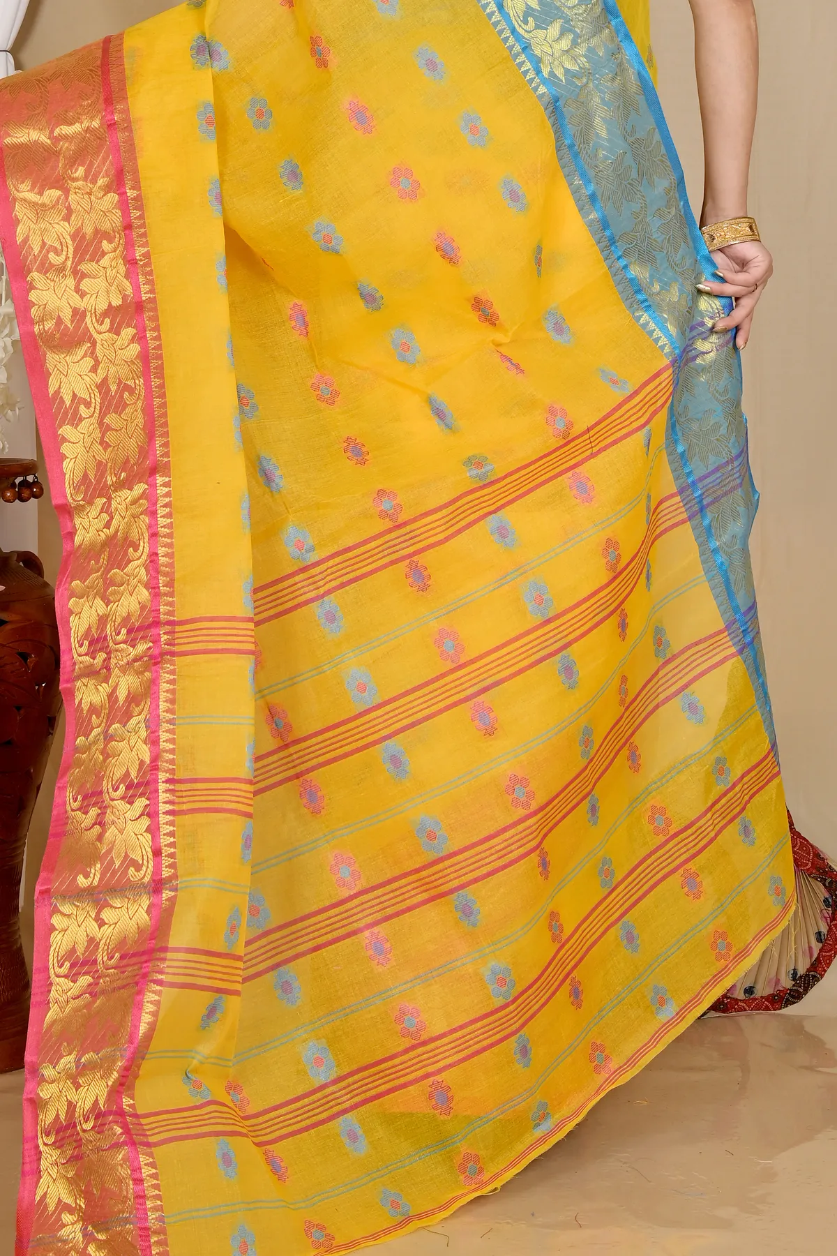 DipDiya Pure Cotton Yellow Dui Has Wrapped in Heritage Tant Sarees