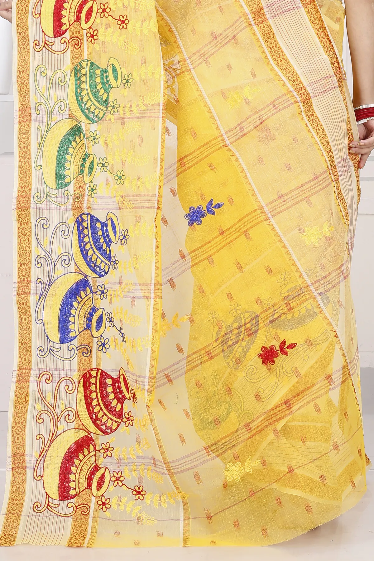 DipDiya Pure Cotton Yellow Embi Debdash Ghot Tradition in Every Thread Embroidery Tant Sarees