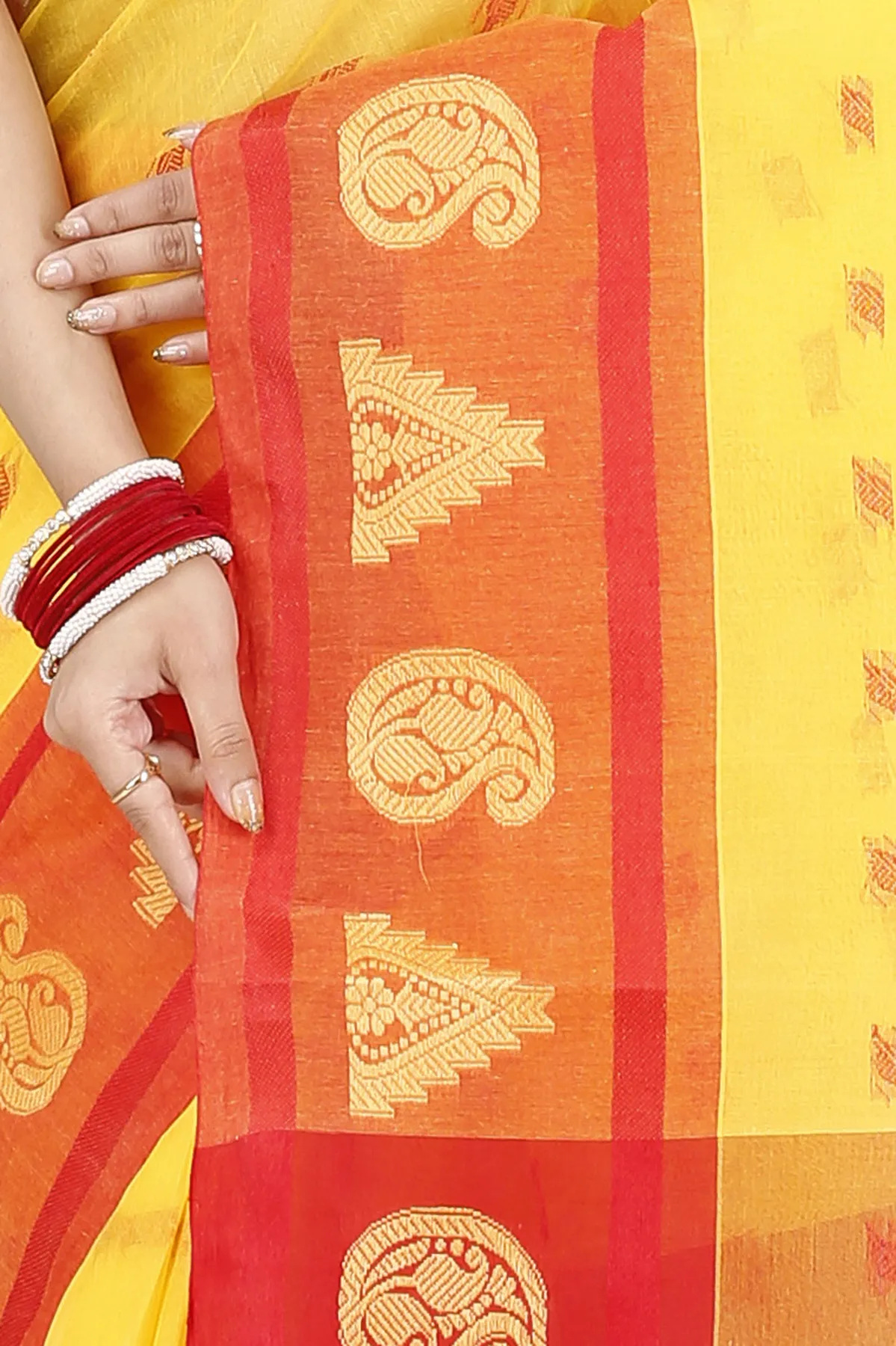 DipDiya Pure Cotton Yellow Emma Border Heritage Elegance Tant Sarees
