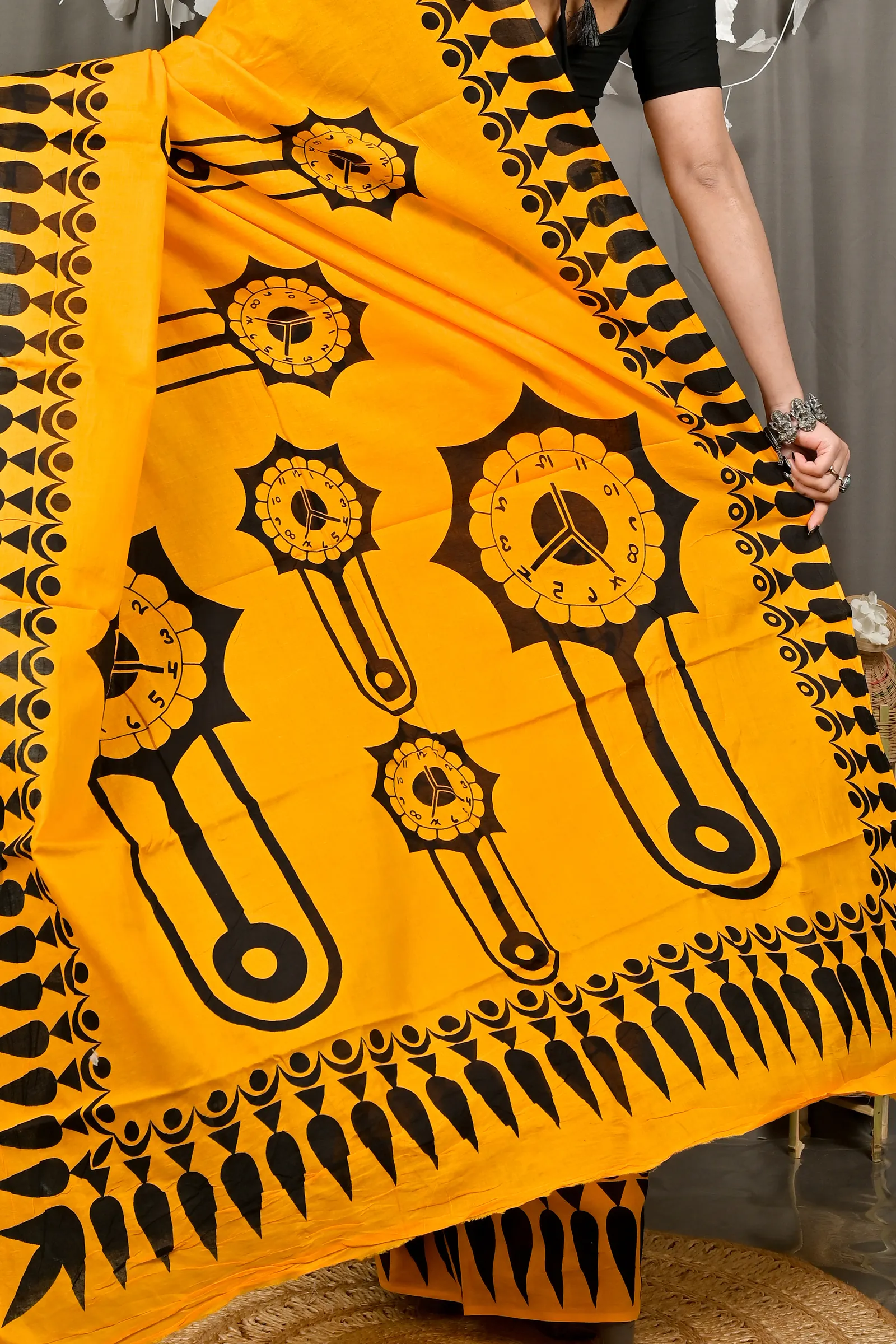 DipDiya Pure Cotton Yellow Febui Bengali Heritage Printed Handloom Sarees