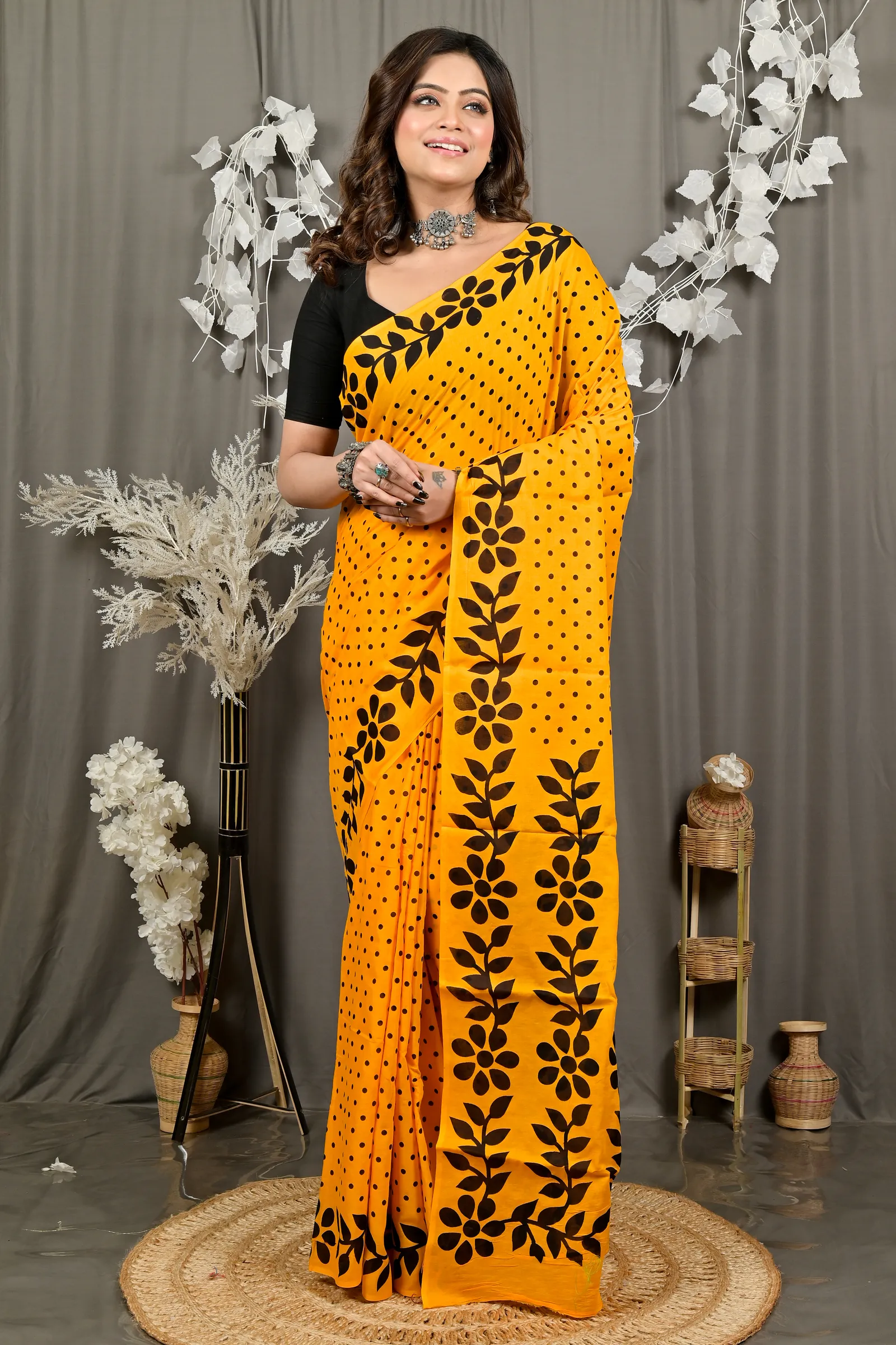 DipDiya Pure Cotton Yellow Febuitwo Classic Bengali Printed Handloom Sarees
