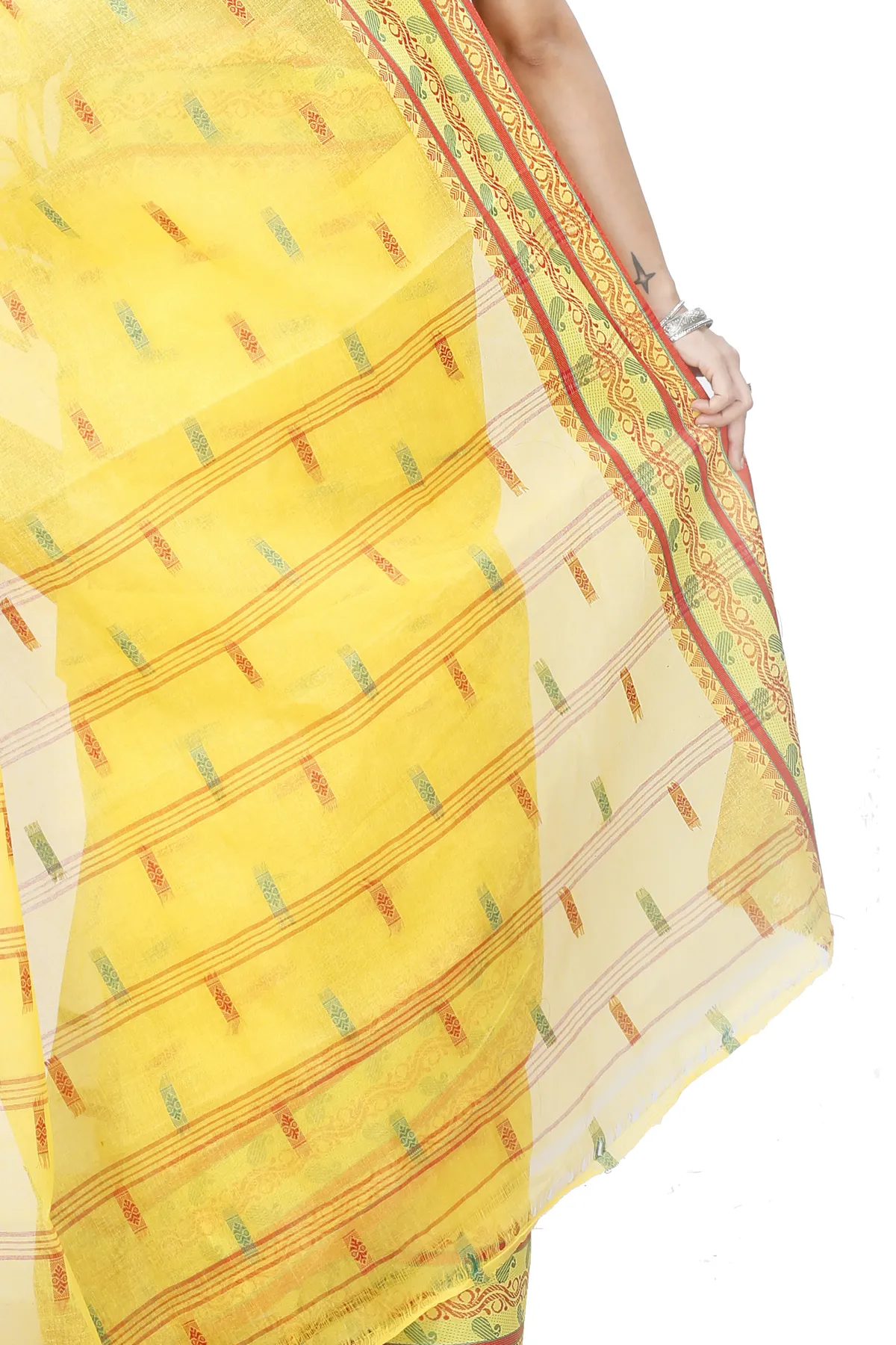 DipDiya Pure Cotton Yellow Gayatri Elegance in Every Weave Tant Sarees