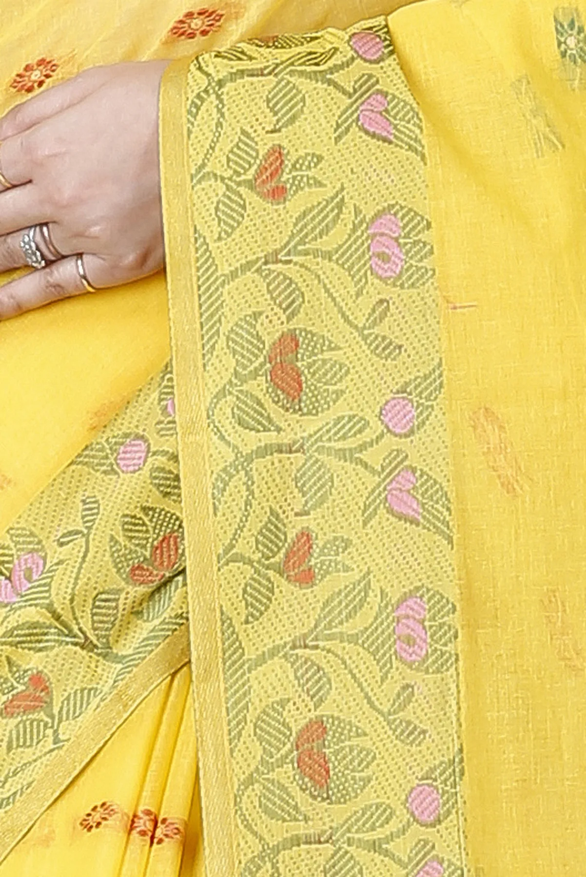 DipDiya Pure Cotton Yellow Gopika Handcrafted Elegance Tant Sarees