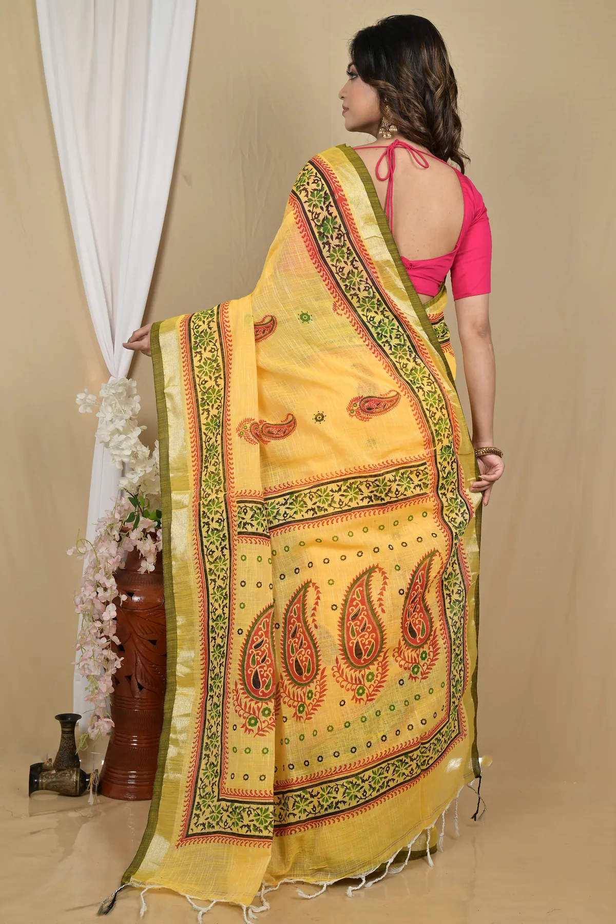 DipDiya Pure Cotton Yellow Hilda Threads of Tradition Printed Handloom Sarees