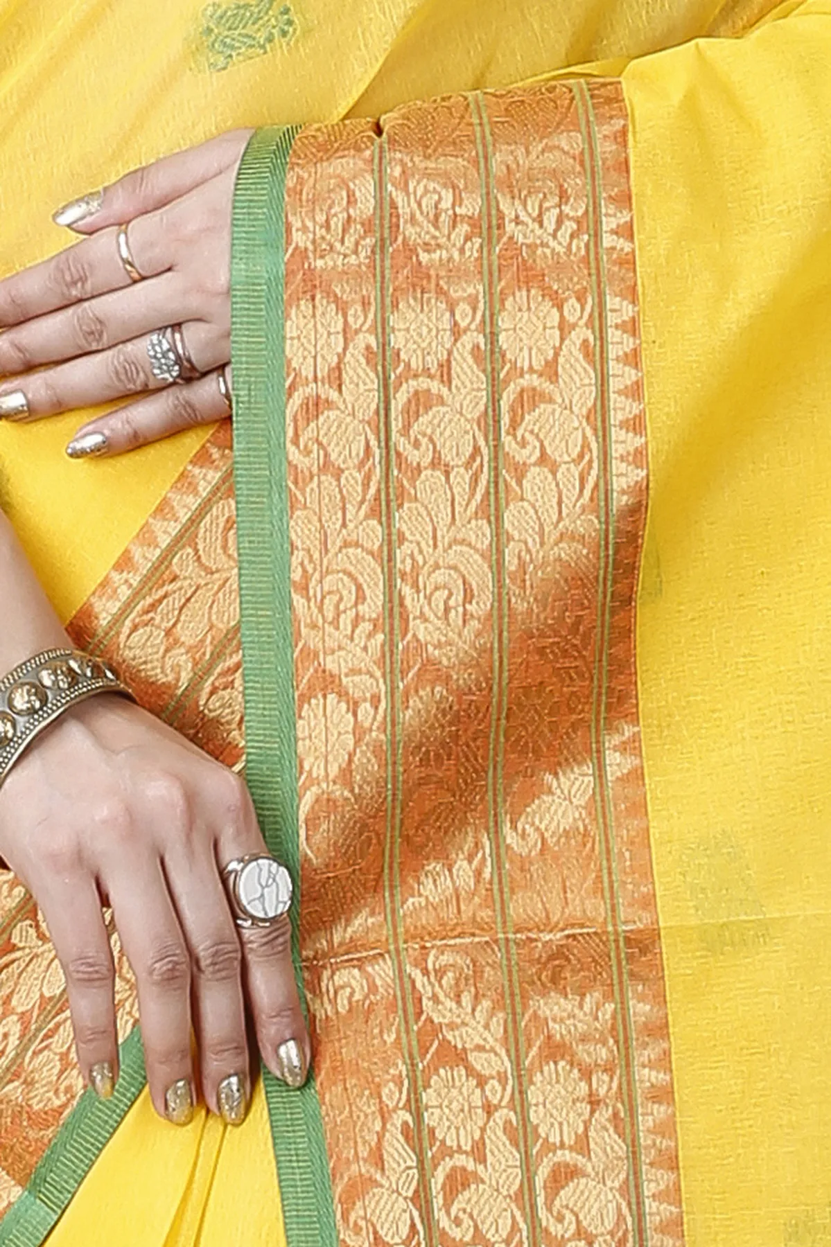 DipDiya Pure Cotton Yellow Manjuri Handloom Heritage Tant Sarees
