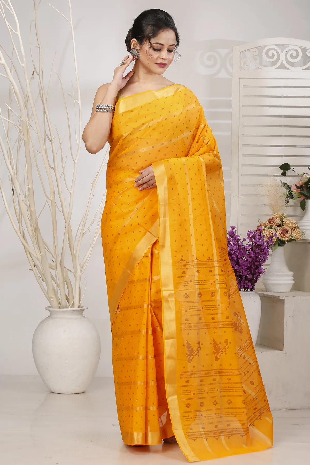 DipDiya Pure Cotton Yellow Mera Elegance in Every Weave Tant Sarees
