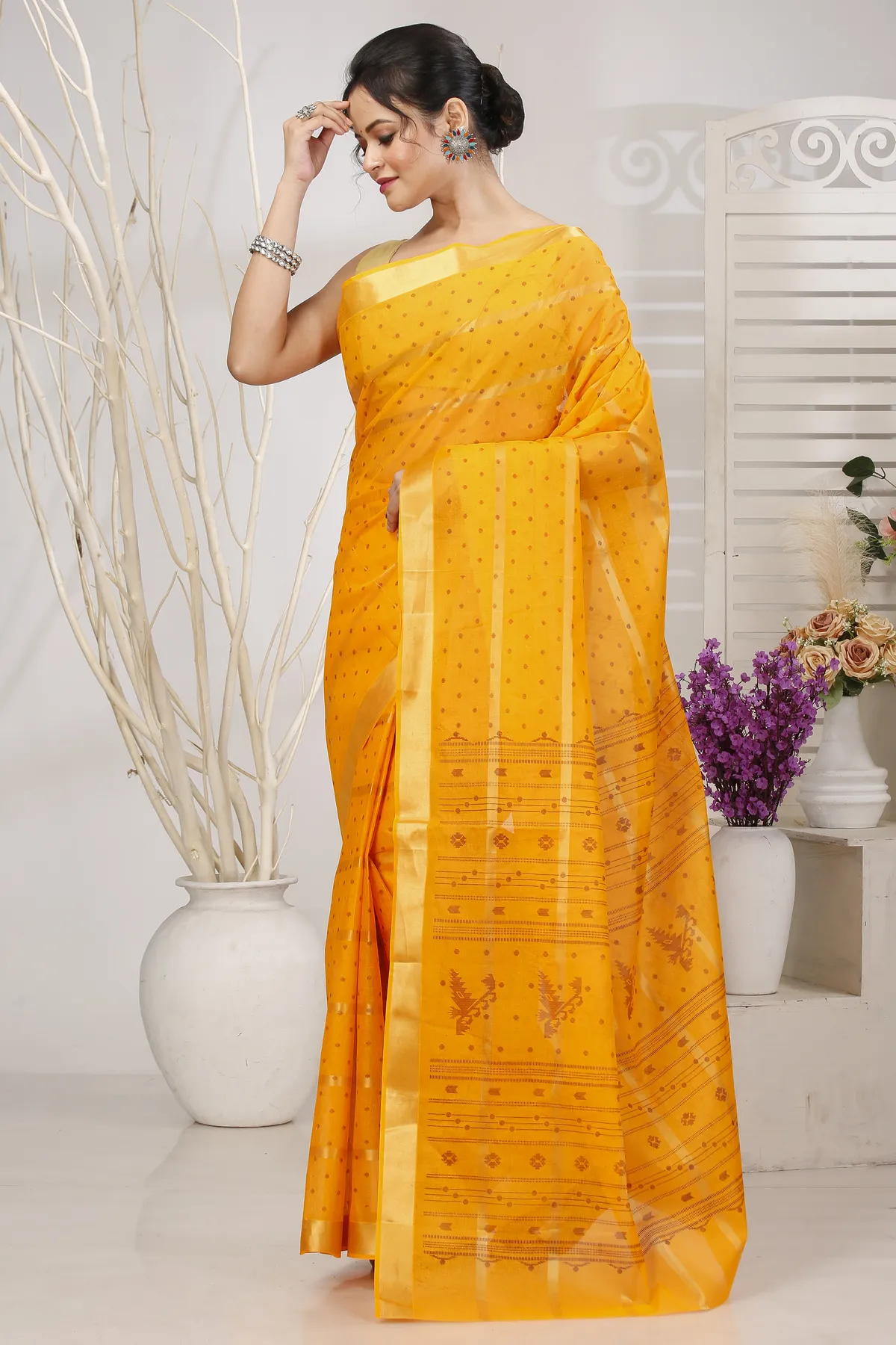 DipDiya Pure Cotton Yellow Mera Elegance in Every Weave Tant Sarees