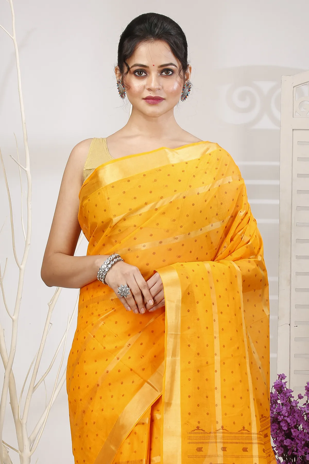DipDiya Pure Cotton Yellow Mera Elegance in Every Weave Tant Sarees