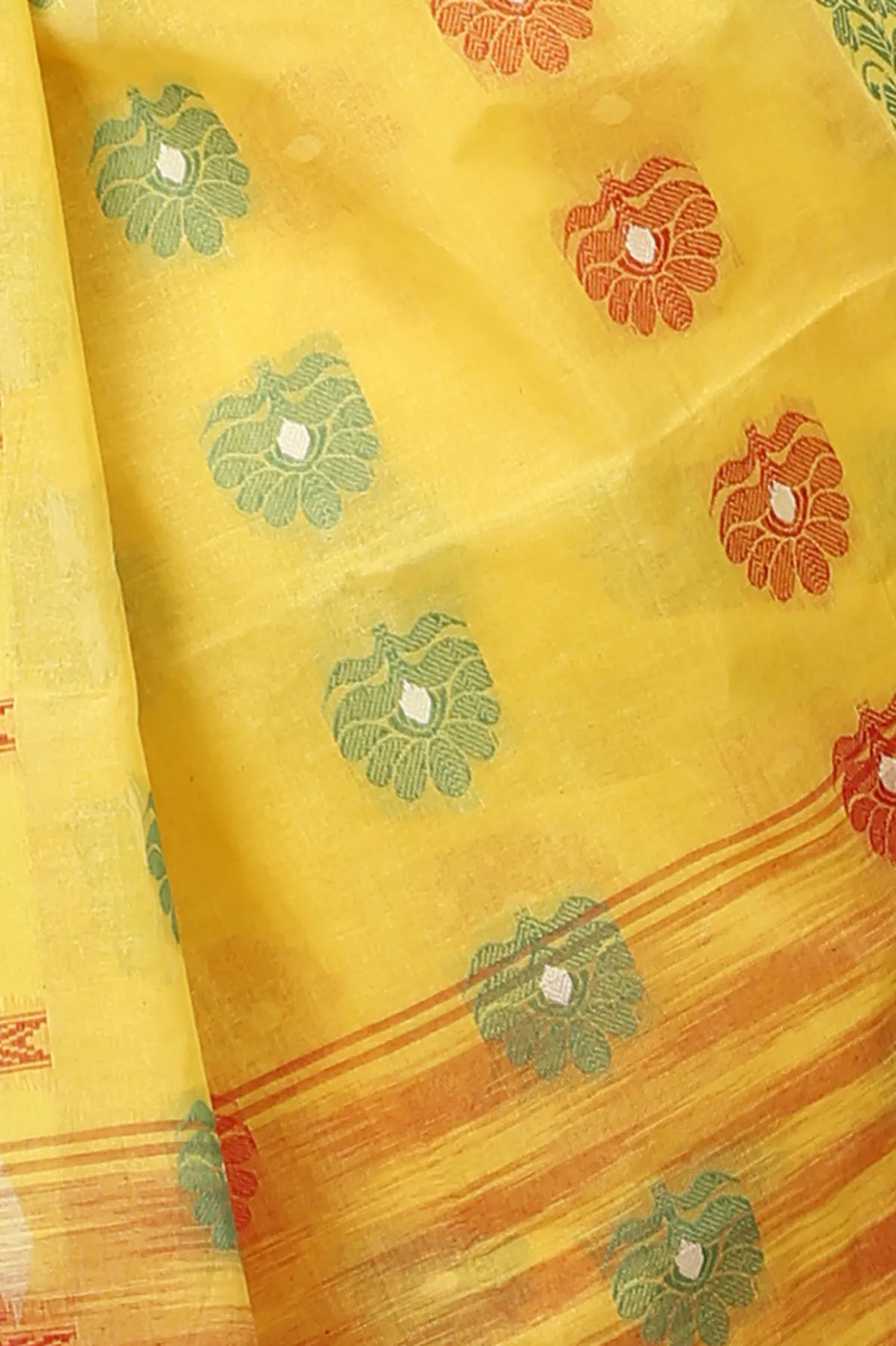 DipDiya Pure Cotton Yellow Nuri Elegance in Every Weave Tant Sarees