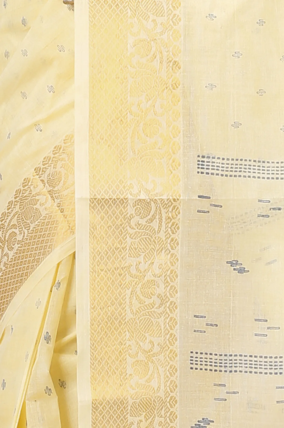 DipDiya Pure Cotton Yellow Purvi Handcrafted Elegance Printed Tant Sarees