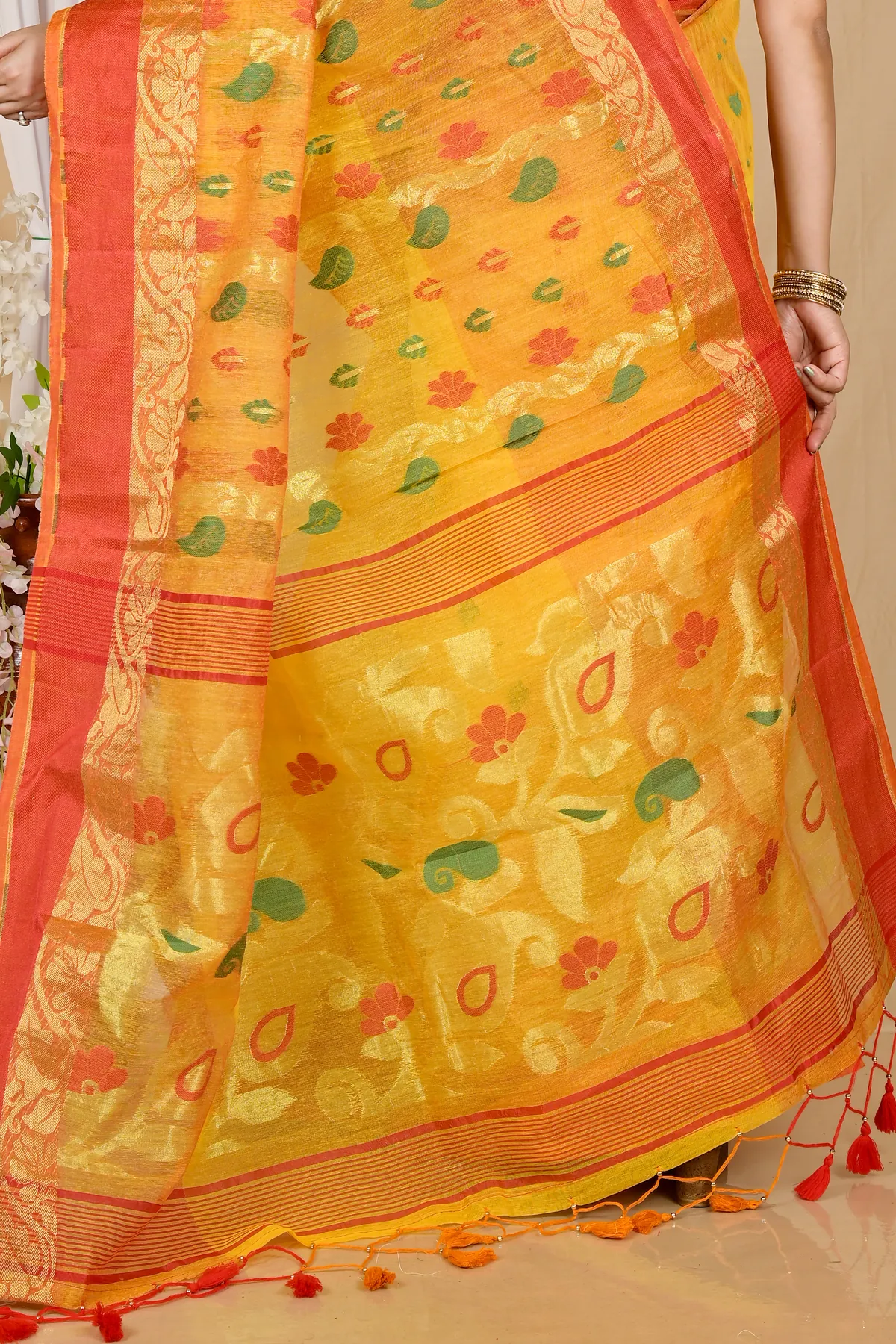 DipDiya Pure Cotton Yellow Red Madhka Bengali Heritage Tant Sarees