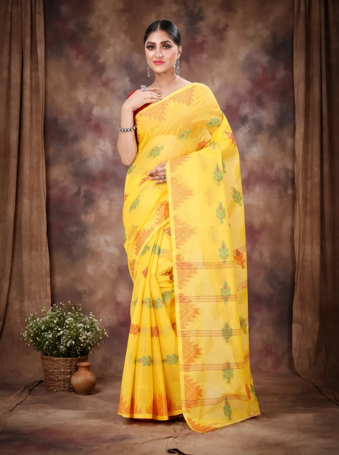 DipDiya Pure Cotton Yellow Sidra Elegance in Every Weave Tant Sarees