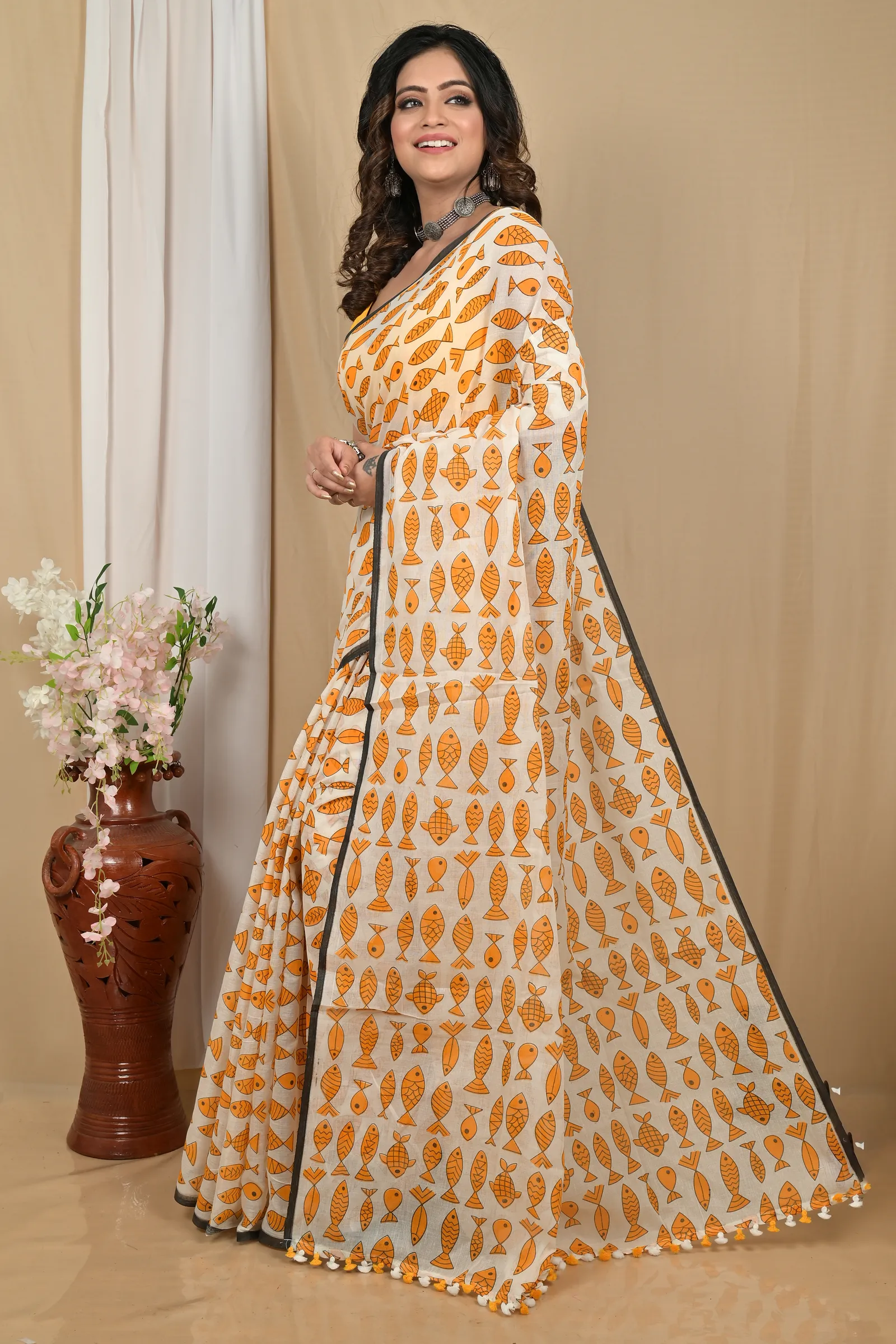 DipDiya Pure Cotton Yellow White Achdik Grace of Bengal Kalamkari Printed Sarees
