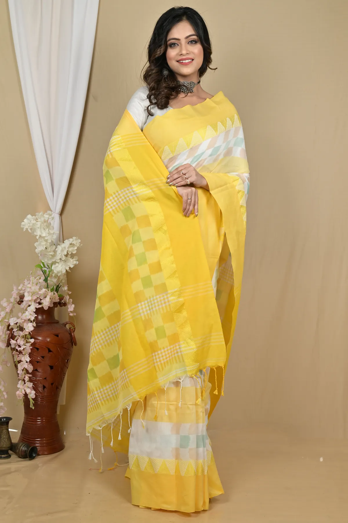 DipDiya Pure Cotton Yellow White Hiran Timeless Elegance Handloom Sarees